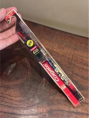 Vintage NEW Colgate Star Wars Toothbrush Luke Skywalker Darth Maul 1998